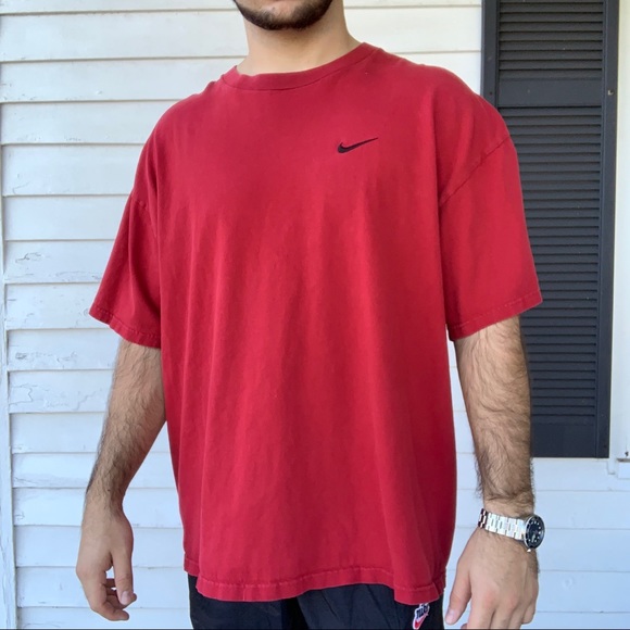 nike t shirt embroidered swoosh